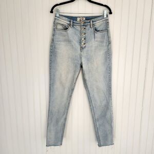 FREE PEOPLE Crvy Stone Beach Light Wash Button Fly High Rise Waist size 29